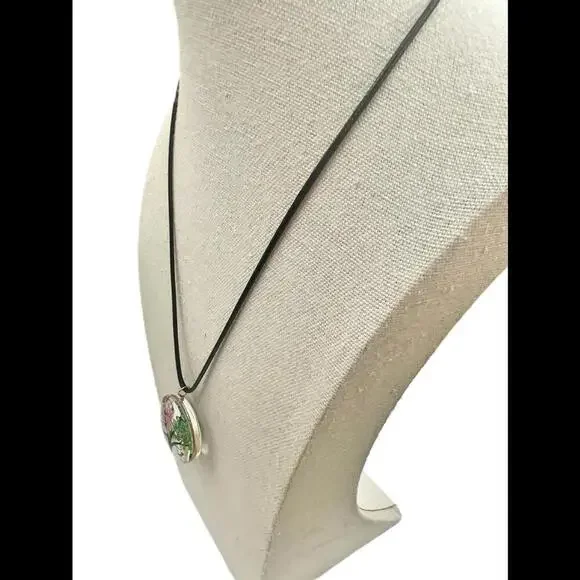 Beautiful Botanical Tree and Butterflies Pendant Necklace - Picture 6 of 11